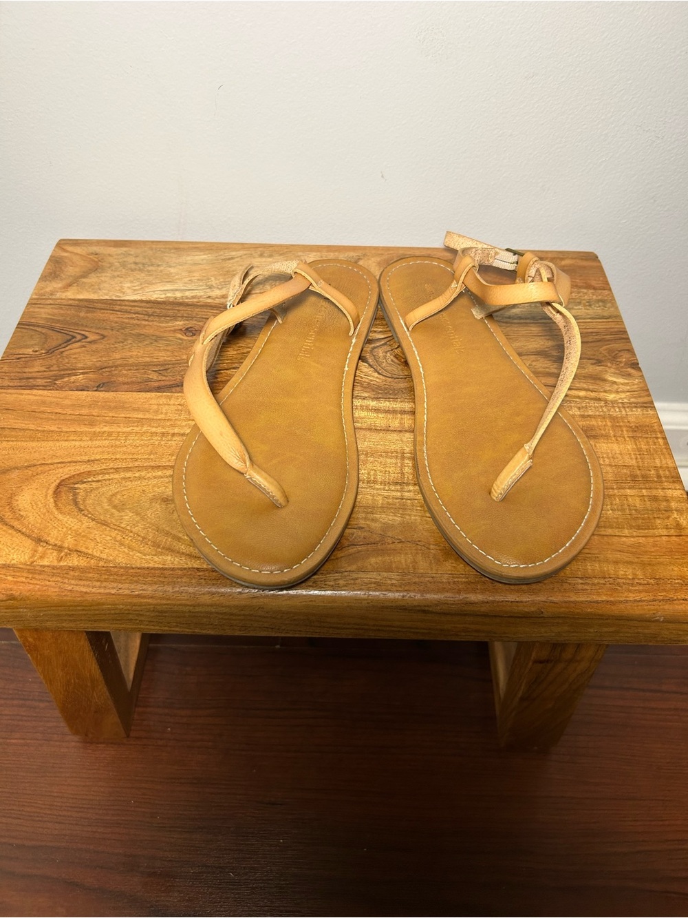 Tan Thong Sandals